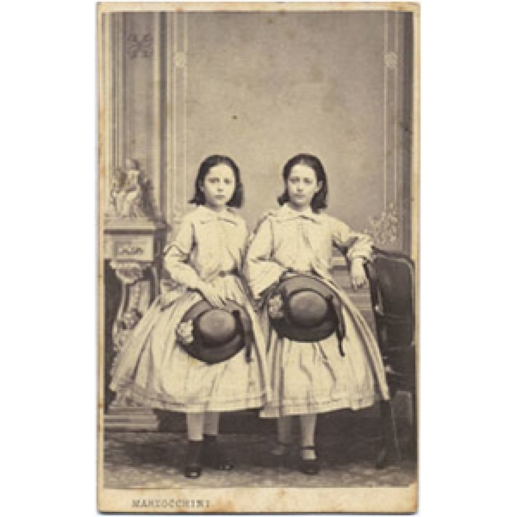 Care foto. Riflessione ai margini di un archivio famigliare